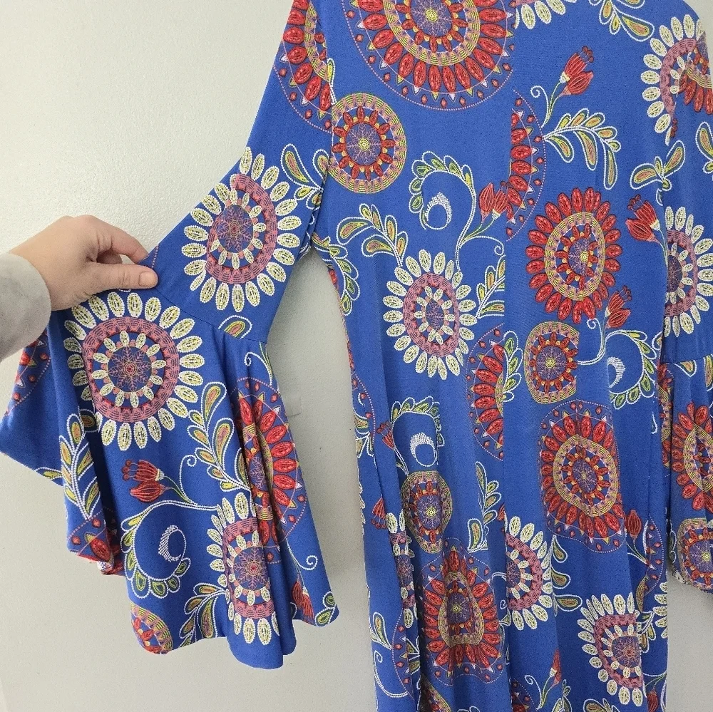 Shelby & Palmer Size 12 dress Blue Bohemian Textured dramatic bell sleeve